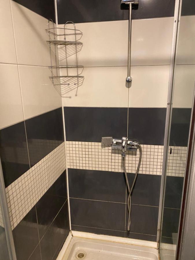 Hostel Matteo Prishtinë Luaran gambar